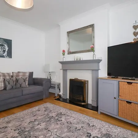 119 Henver Road-3